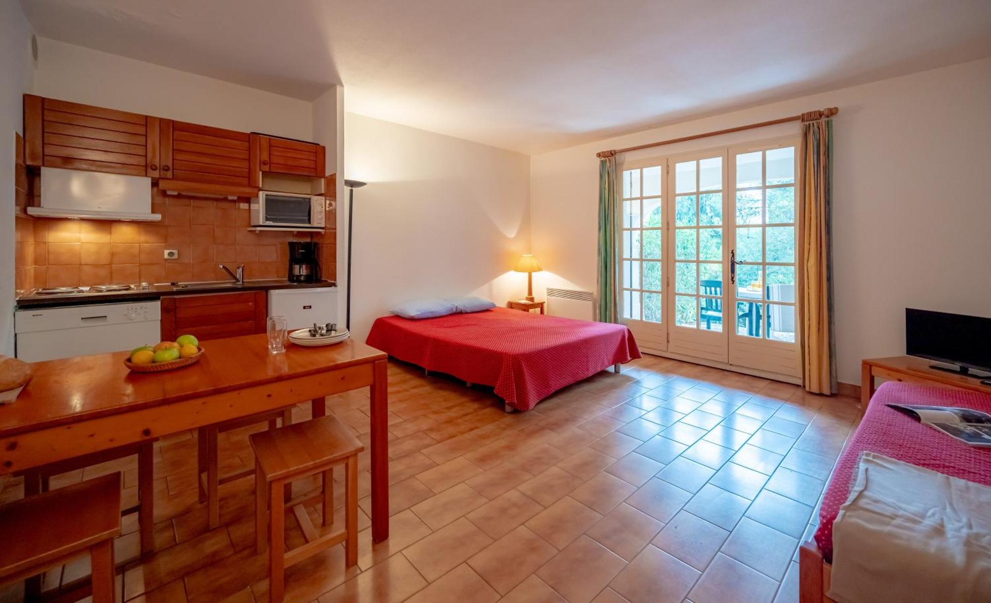 Residence Partenaire Le Domaine De Garlande 카발레르쉬르메르 외부 사진